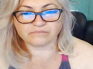 BBW blonde mature on webcam,