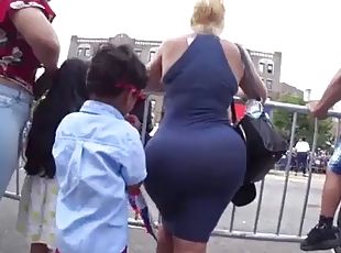 Big ass omg