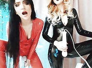 Lesbian Latex Catsuit Camshow