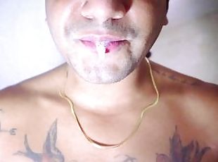 amador, gay, pov, fetiche, sozinho, fumando, humiliação, tatuagem