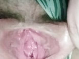 zadok, tučné, masturbácia, pička, striekanie-squirt, amatérske, bbw, nohavičky, úzke, biele