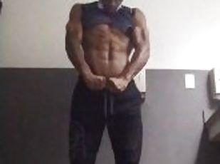 Getting bigger gaining some size big dixk black king.fuck vids too