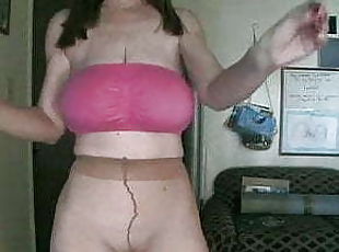 Saggy Boobed GILF in Pantyhose Balloon