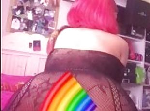 I love shaking my ass (click the link to see full video)!!