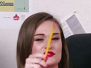 CFNM Euro babe sucking off sub in office while instructed