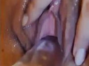 Student masturbates her tight pussy with a big dildo until she squirts