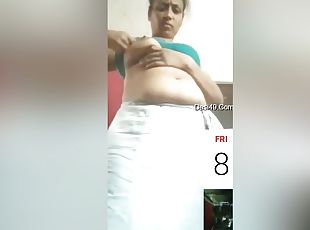 Desi Bhabhi Shows Her Pussy Part 1
