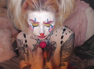 Submissive Clown