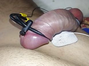 Estim 2b, electro-contractions of the penis, pre-cum and orgasm
