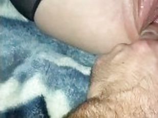 Sloppy Pussy Pumping and stretching