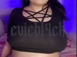 tetas-grandes, gorda, mayor, amateur, madurita-caliente, latino, regordeta, regordeta-chubby, vieja, pechugona