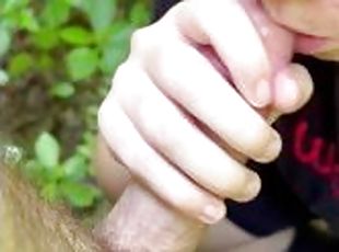 Sucking dick in woods - public blowjob