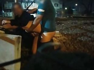 sexo en la pblico atrapados follando caminando desnuda por la ciudad corrida en publico mirones