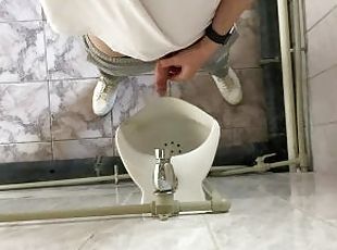 pisser, public, amateur, énorme-bite, point-de-vue, toilette, fétiche, solo, bite